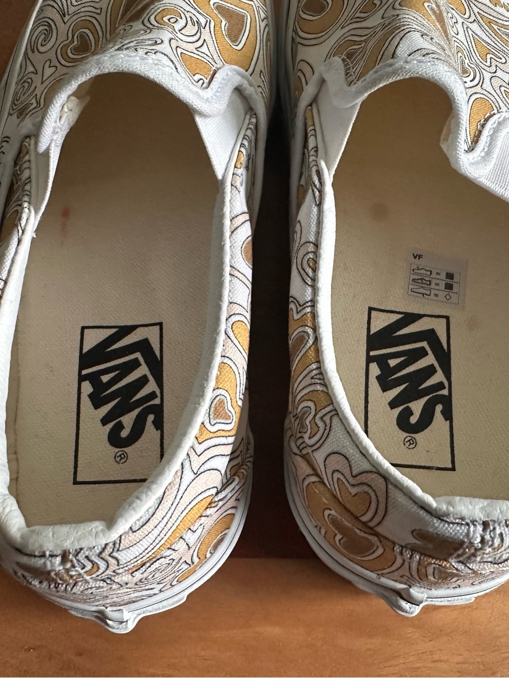 Vans Heart Slip-On Sneakers women’s 6.5 - Picture 8 of 10